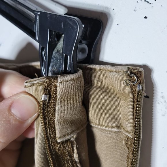 Talbots Womens Stretch Tan Tiered Midi Skirt Size 6 Petite Neutral Career Mature - Picture 3 of 9